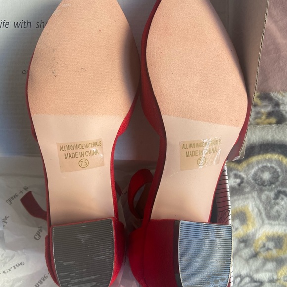NWT: Chase and Chloe brand new block heel - Picture 2 of 3